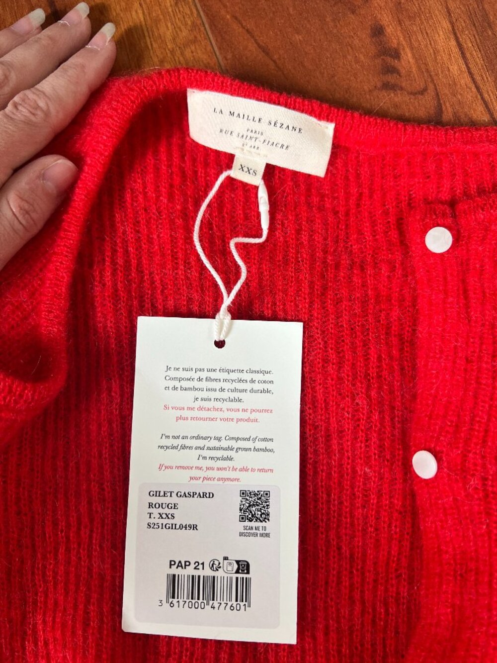 Red Gaspard Cardigan NWT - Picture 3 of 5